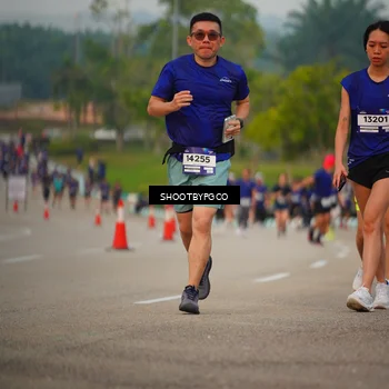 Runner Photo 7375947