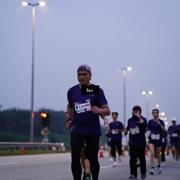 Runner Photo 7375960