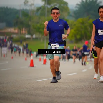 Runner Photo 7375964