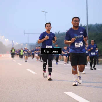 Runner Photo 7375966