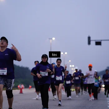 Runner Photo 7375971