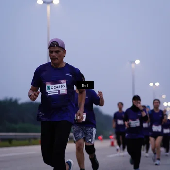 Runner Photo 7375973