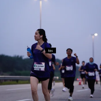 Runner Photo 7375994