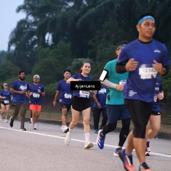 Runner Photo 7376003