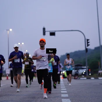 Runner Photo 7376004