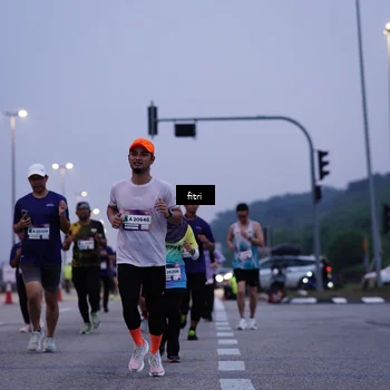 Runner Photo 7376005