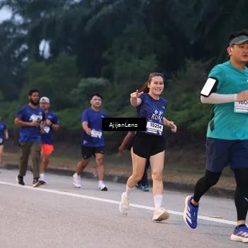Runner Photo 7376012