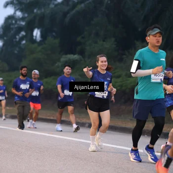 Runner Photo 7376017