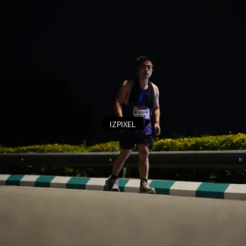 Runner Photo 7376020