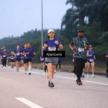 Runner Photo 7376035