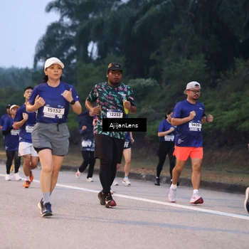 Runner Photo 7376052