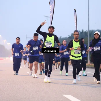 Runner Photo 7376093