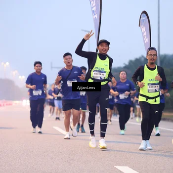 Runner Photo 7376098
