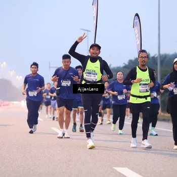 Runner Photo 7376099