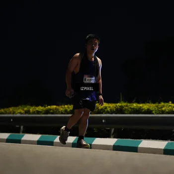 Runner Photo 7376104
