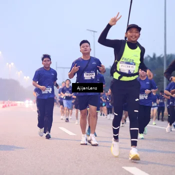 Runner Photo 7376110