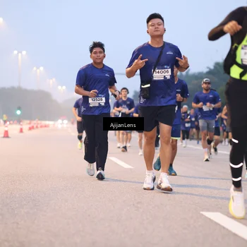 Runner Photo 7376113