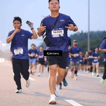 Runner Photo 7376118