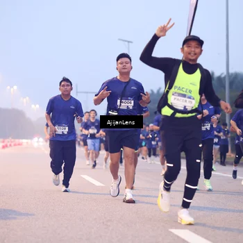 Runner Photo 7376122
