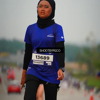 Runner Photo 7376124
