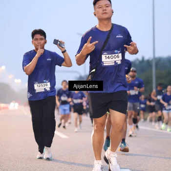 Runner Photo 7376125