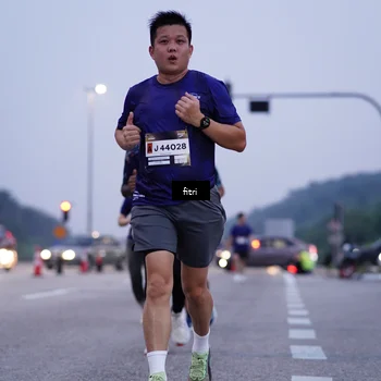 Runner Photo 7376126