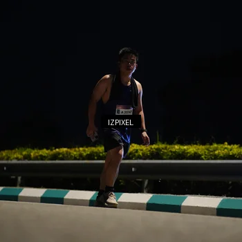 Runner Photo 7376133