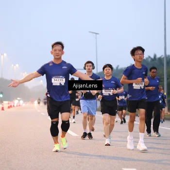 Runner Photo 7376135