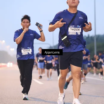 Runner Photo 7376136