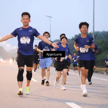 Runner Photo 7376146