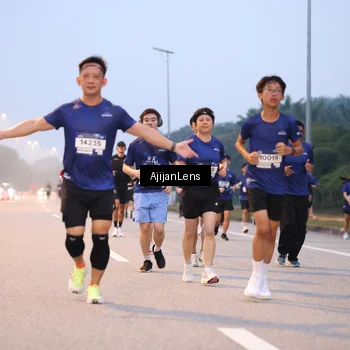 Runner Photo 7376147