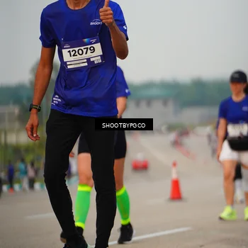 Runner Photo 7376153
