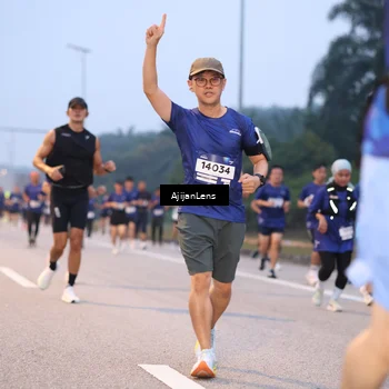 Runner Photo 7376179