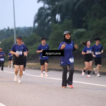 Runner Photo 7376199