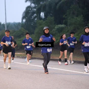 Runner Photo 7376202