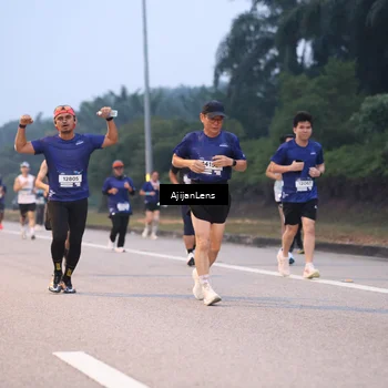 Runner Photo 7376210