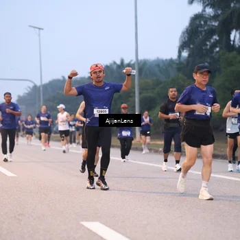 Runner Photo 7376213
