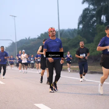 Runner Photo 7376217