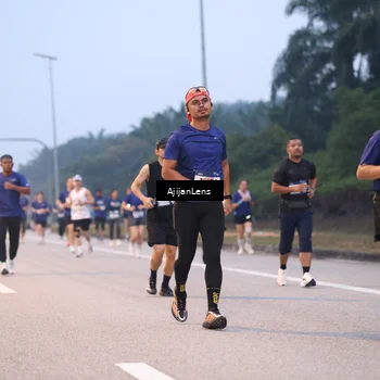 Runner Photo 7376218