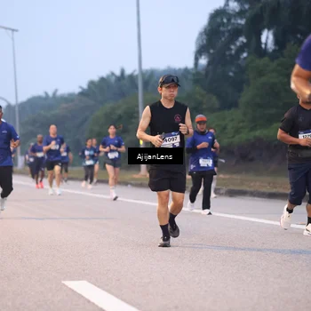 Runner Photo 7376219