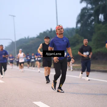 Runner Photo 7376221