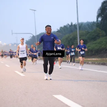 Runner Photo 7376245
