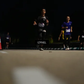 Runner Photo 7376247