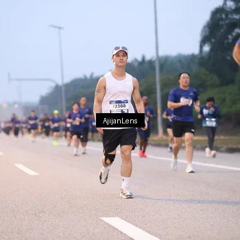 Runner Photo 7376279