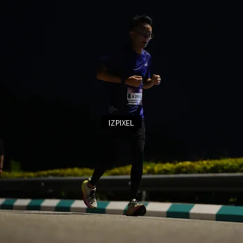 Runner Photo 7376330