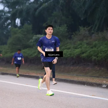 Runner Photo 7376343