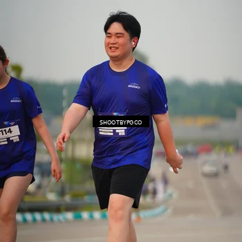 Runner Photo 7376406