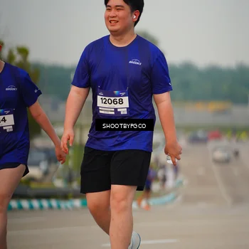 Runner Photo 7376409