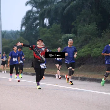 Runner Photo 7376421