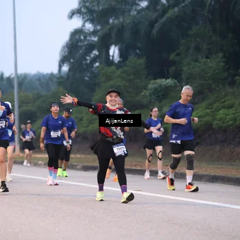 Runner Photo 7376422